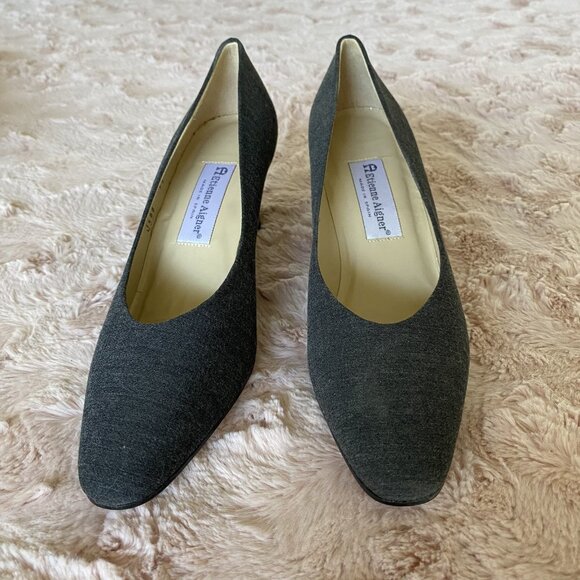 Etienne Aigner Women's 9.5M Taylor Gray Fabric Pumps Block Heels - Picture 3 of 16
